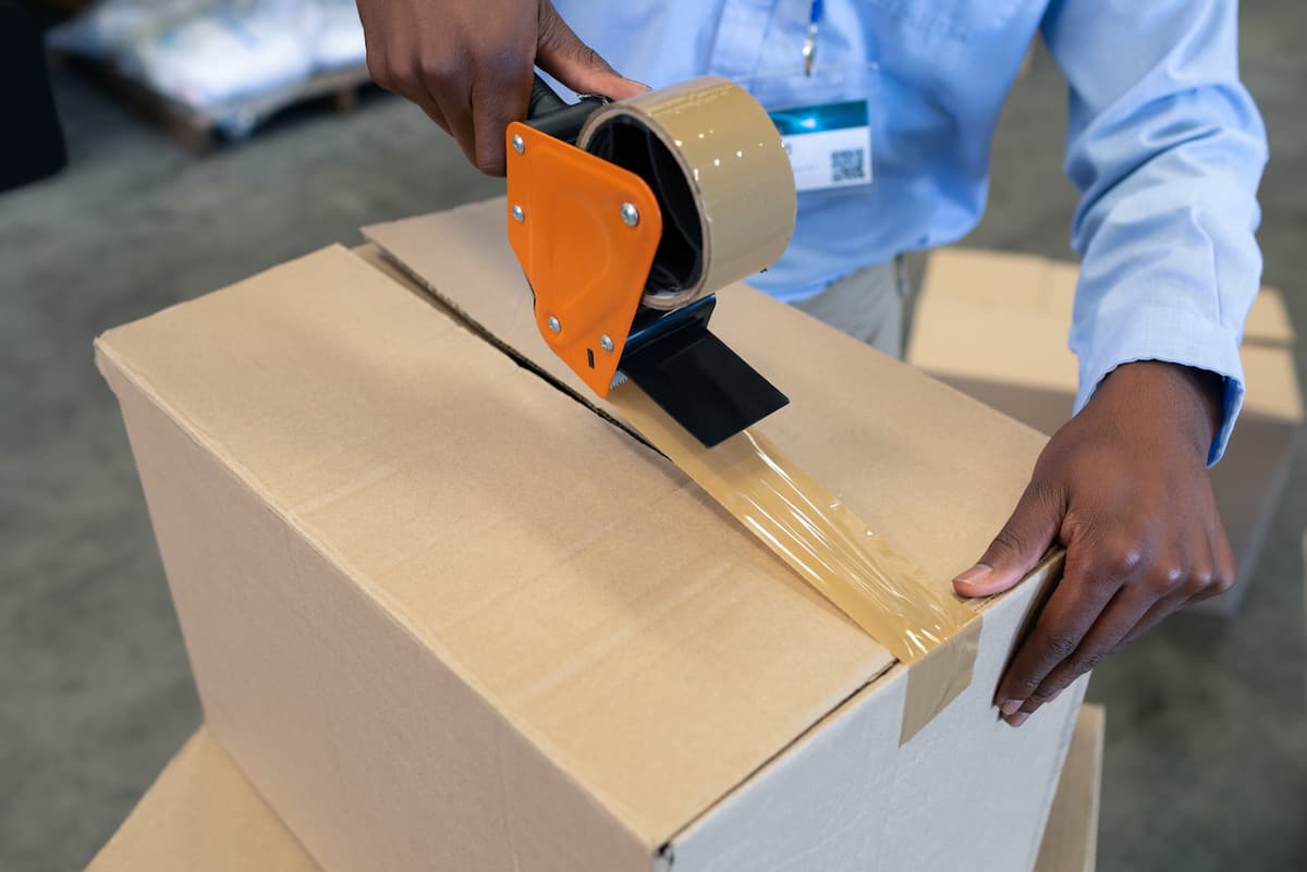 Embalaje de productos con cintas acrilicas